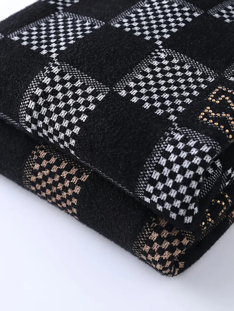 Commisely™ Monochrome Checkered Knit Sweater – Unisex Streetwear Vibe